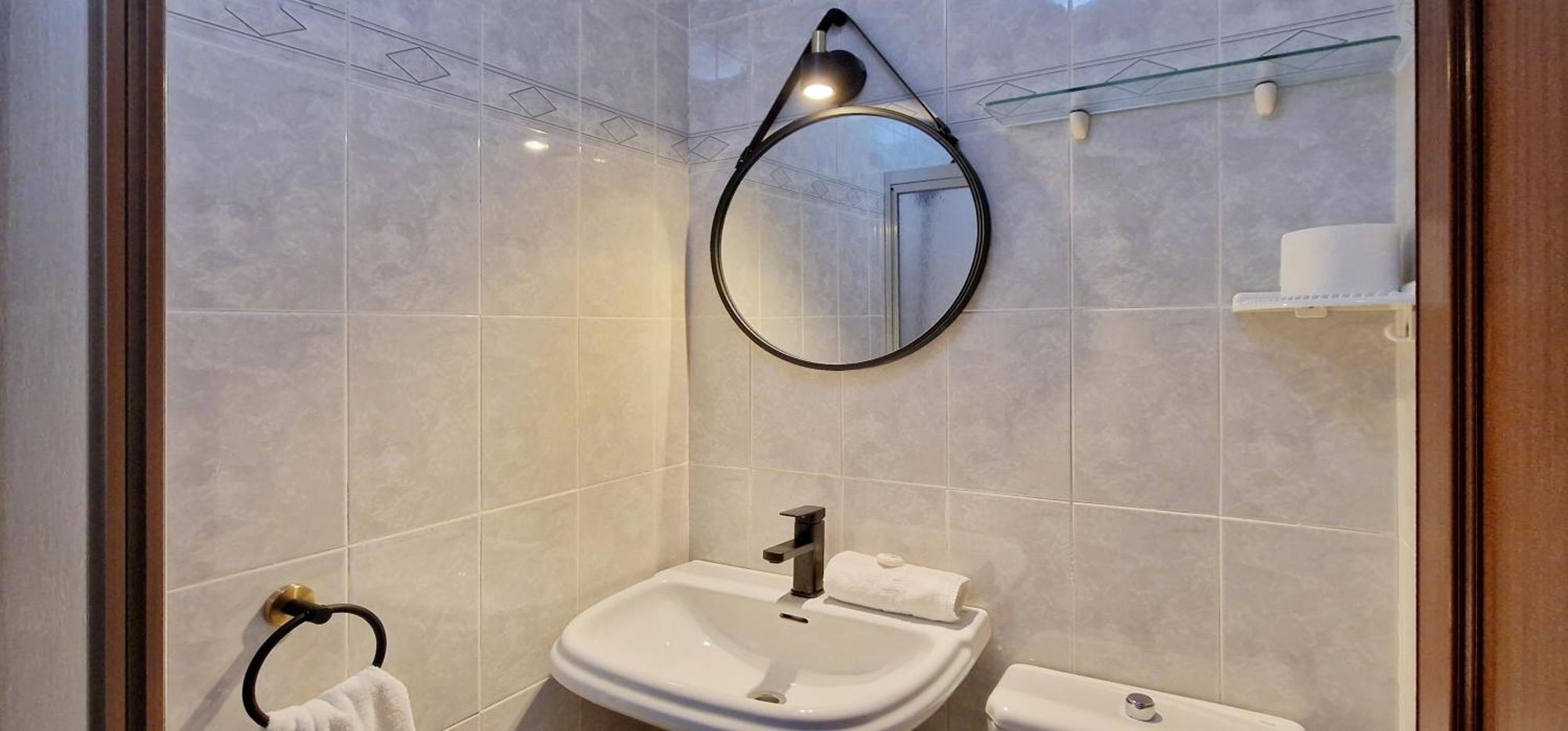 Cosma House Hotel Hinojedo Szoba fotó