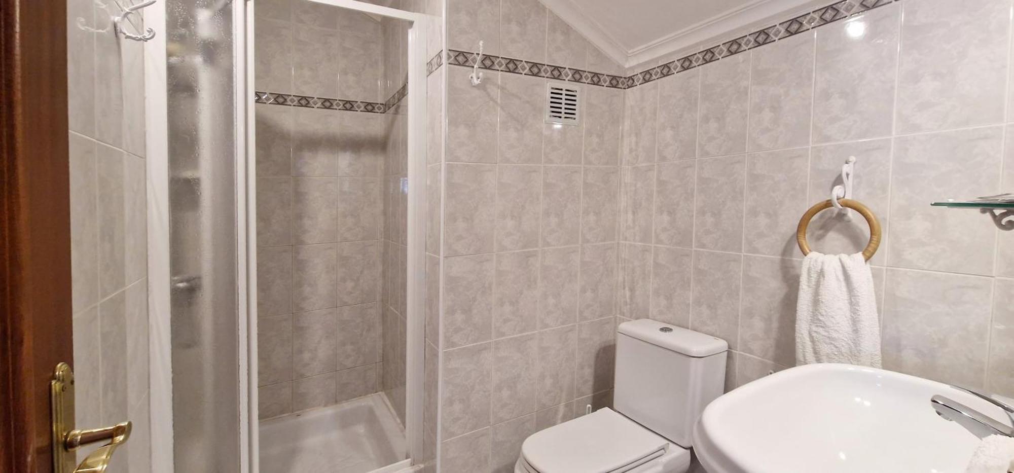 Cosma House Hotel Hinojedo Szoba fotó