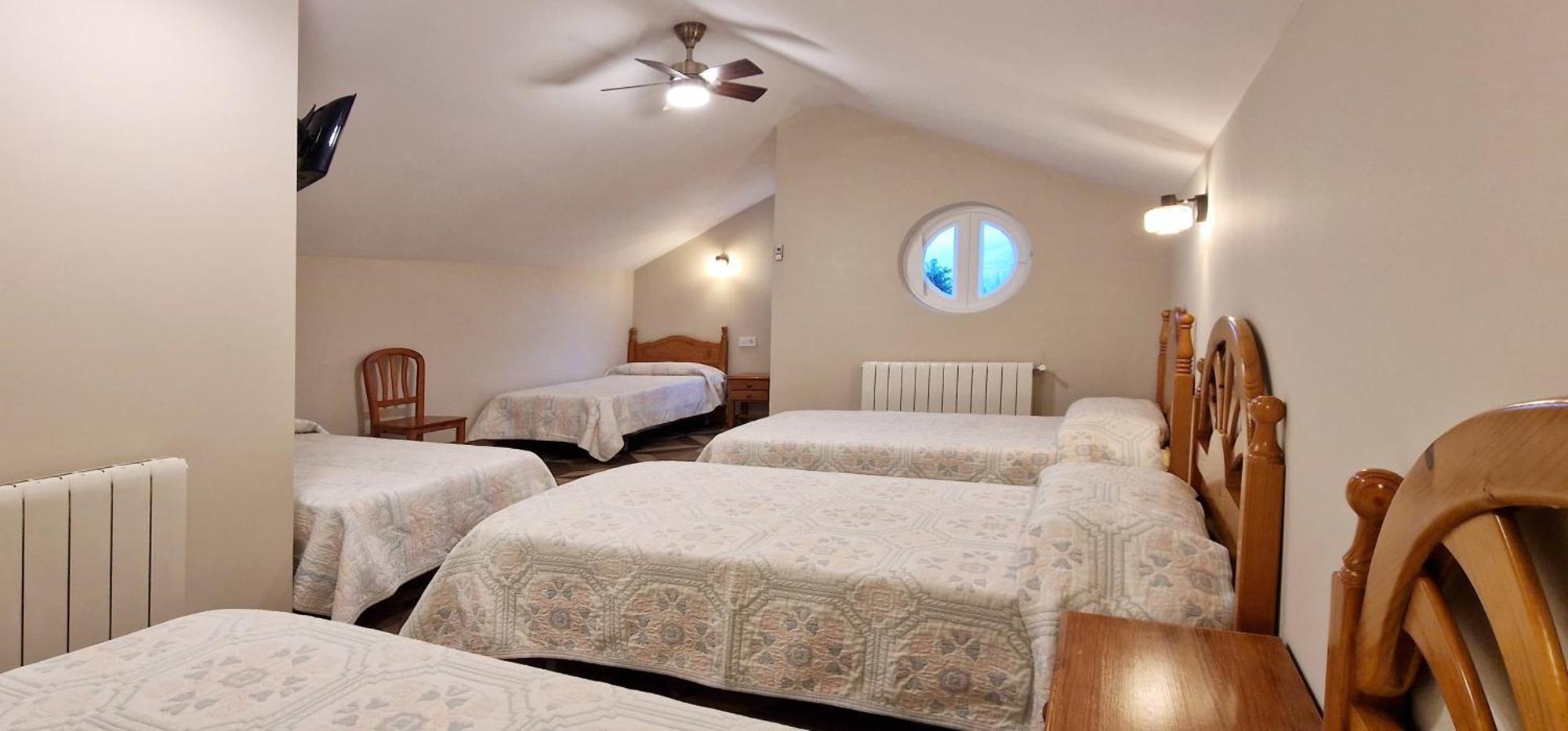 Cosma House Hotel Hinojedo Kültér fotó